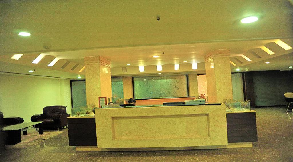 Hotel Central Park Ongole Ngoại thất bức ảnh