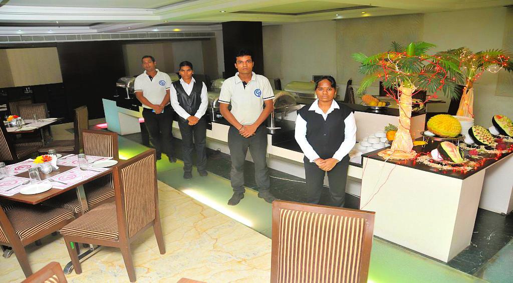 Hotel Central Park Ongole Ngoại thất bức ảnh